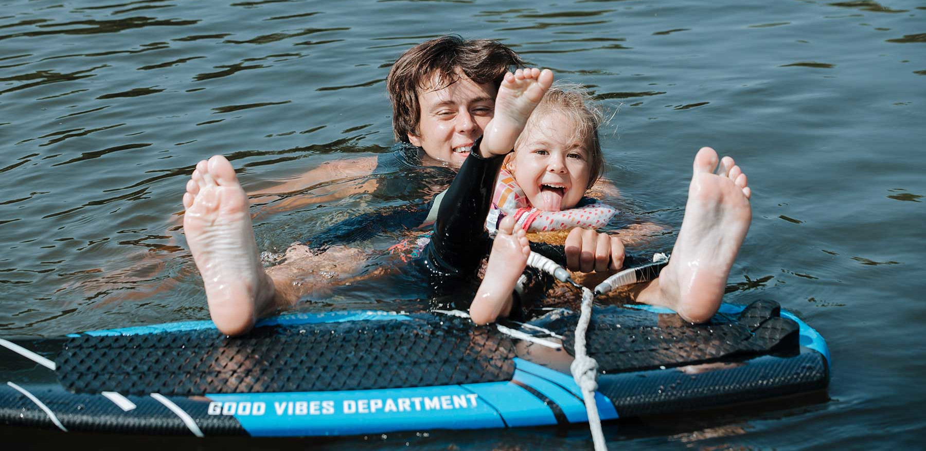 lakes-kneeboard-family
